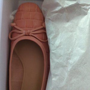 Crocodile Embossed Leather Flats